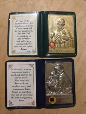 St. Jude and St. Anthony Pocket Relic Booklets - Green and Blue